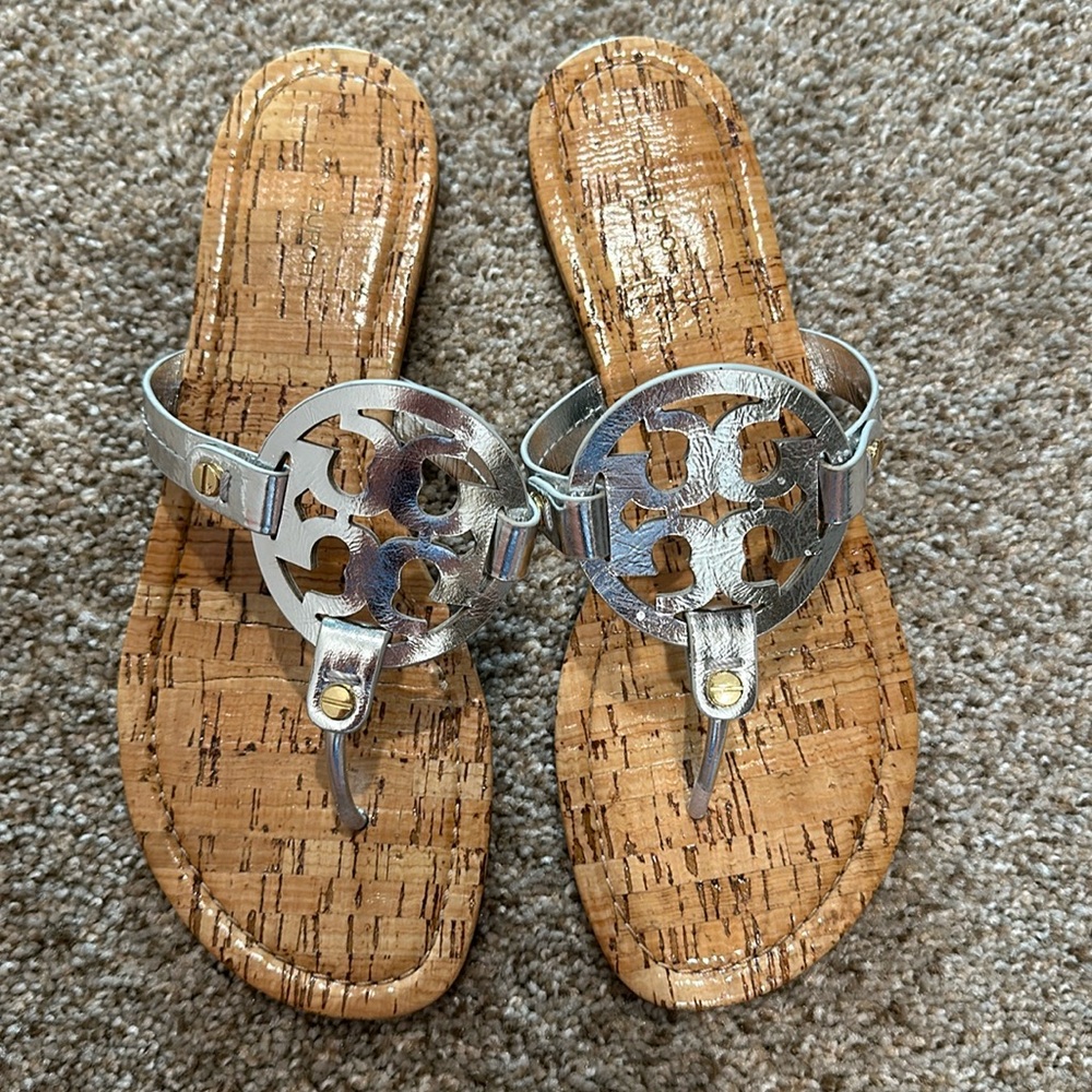 Tory Burch
Women's Miller Sandals Silver Natural